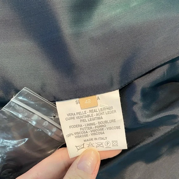 Bally women’s leather coat size 42 (US size 6) Never been worn! - Picture 8 of 9